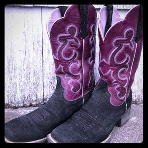 Ladies Ariat boots